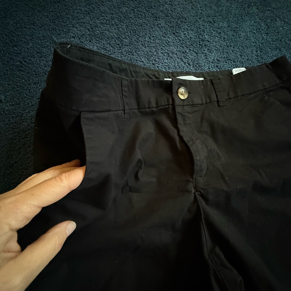 Old Navy Women's Black khaki Shorts